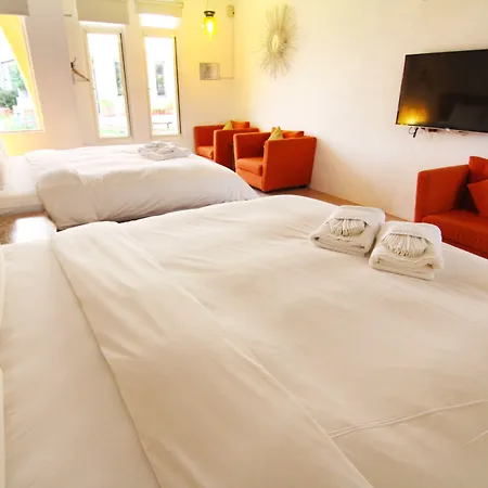 West Old House Кеньдін