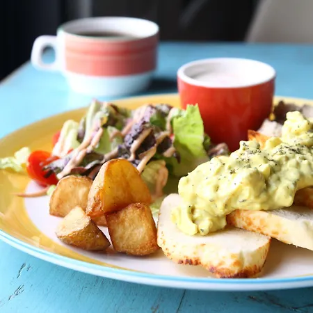 Homestay szállás West Old House *