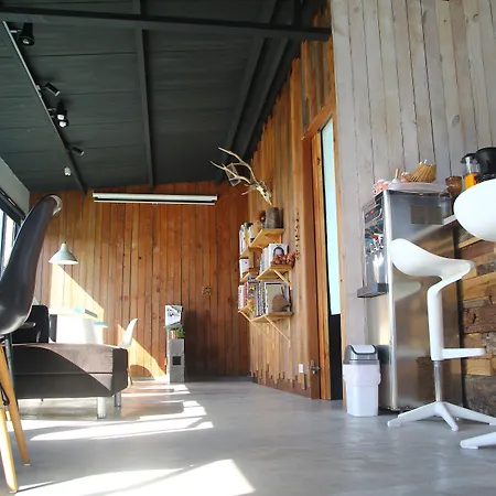 West Old House Homestay szállás *