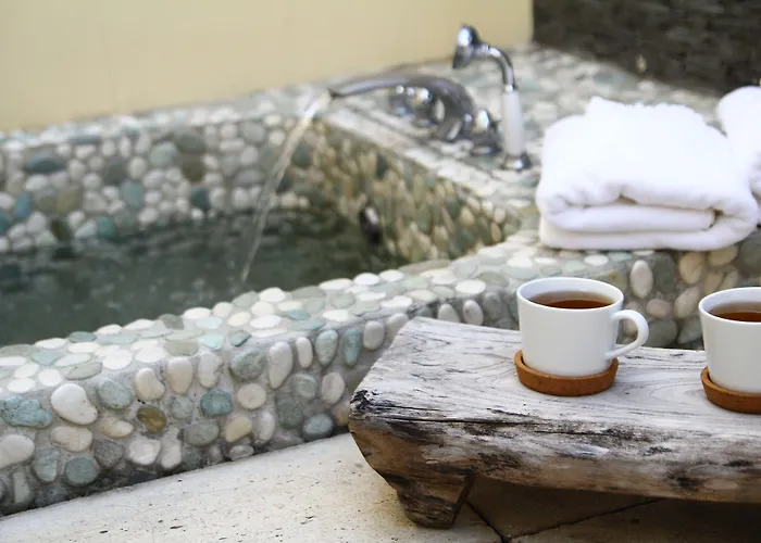 West Old House 켄팅