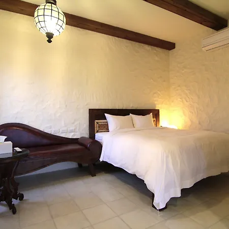 Homestay West Old House *