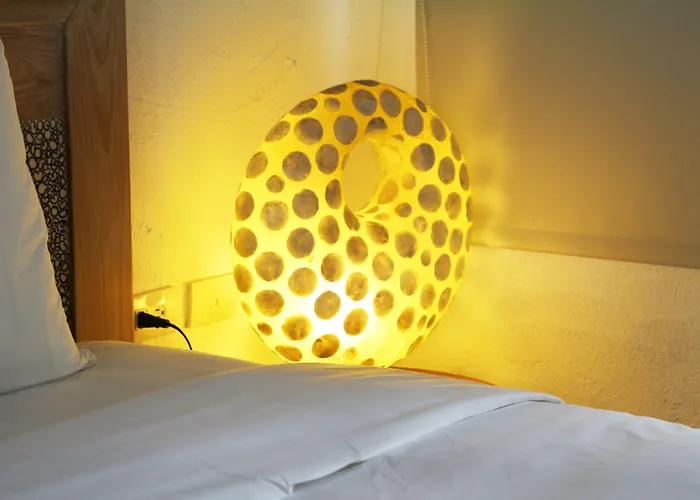 West Old House Homestay szállás